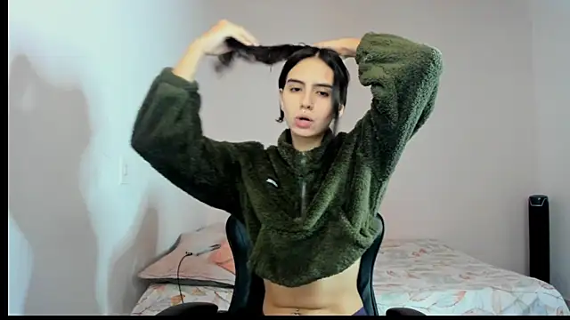 nina pons online show from February 20, 7:58 pm