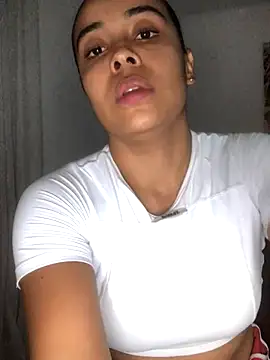 Snapshot of JuanaSimons chatting on October 26, 11:22 pm JuanaSimons online show from October 26, 11:22 pm