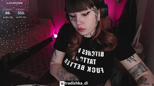 tradishka online show from November 5, 8:14 pm