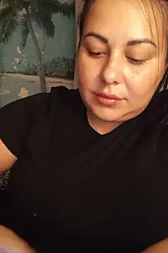 Snapshot of DaisyStreet chatting on September 23, 6:39 pm DaisyStreet online show from September 23, 6:39 pm