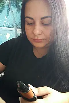 Snapshot of DaisyStreet chatting on September 25, 12:48 pm DaisyStreet online show from September 25, 12:48 pm