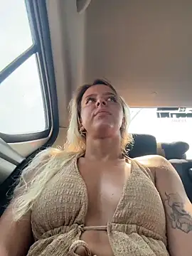 LikaCat online show from April 4, 3:05 am