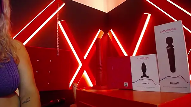 Natasha 699 online show from October 8, 9:30 pm