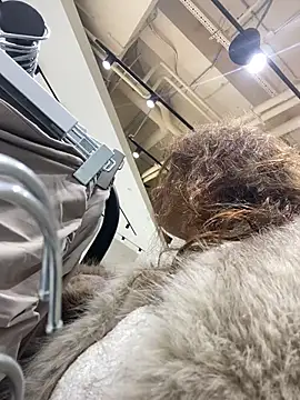 QuitieLia online show from January 17, 8:11 am