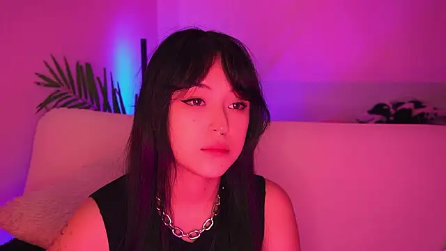 Gloomydoll online show from March 13, 9:05 pm