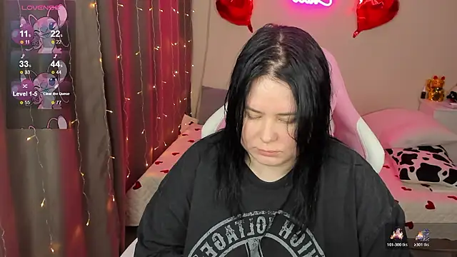 Akemi BBW online show from February 24, 4:11 am