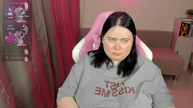 Akemi BBW online show from April 4, 7:51 am