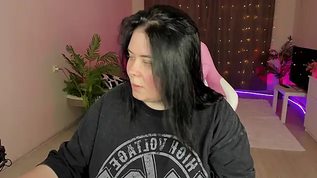 Akemi BBW online show from September 24, 5:12 pm