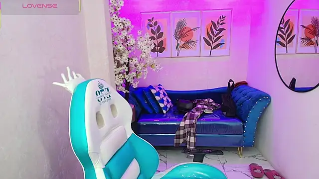 Isa reel online show from October 24, 7:43 pm