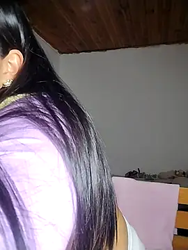 KATYGONZALEZ online show from May 15, 11:40 pm