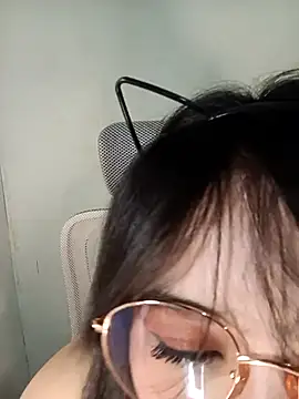 Chall mee online show from January 11, 4:45 pm