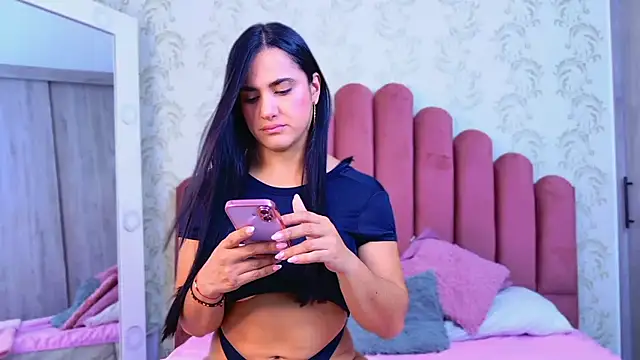 Bella Fior online show from November 28, 12:02 am