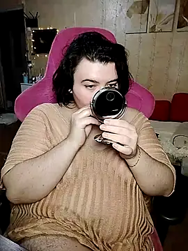 DenisHailey online show from September 13, 1:19 pm