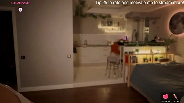 moon deity  online show from March 8, 5:06 pm