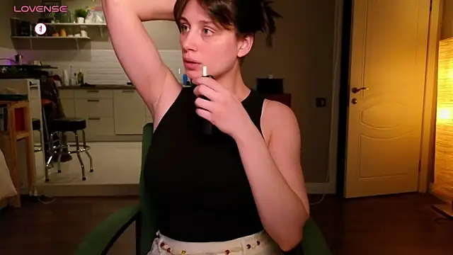 moon deity  online show from April 15, 5:35 pm