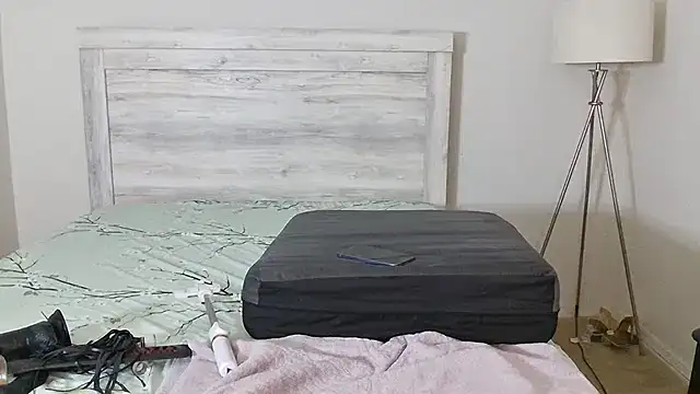 Carmen Cream online show from January 18, 10:11 am