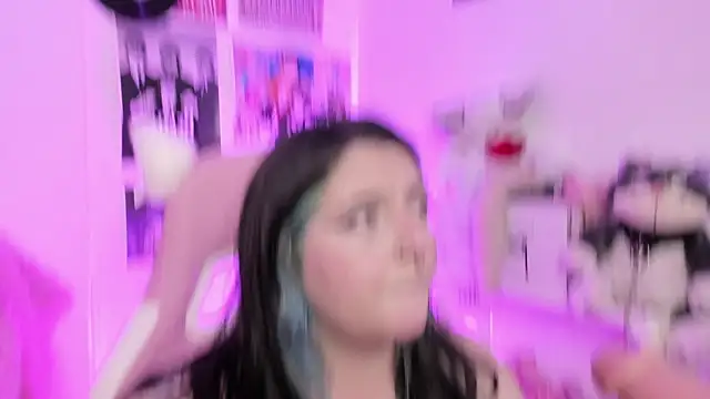 Sachi Meow online show from December 15, 8:14 pm