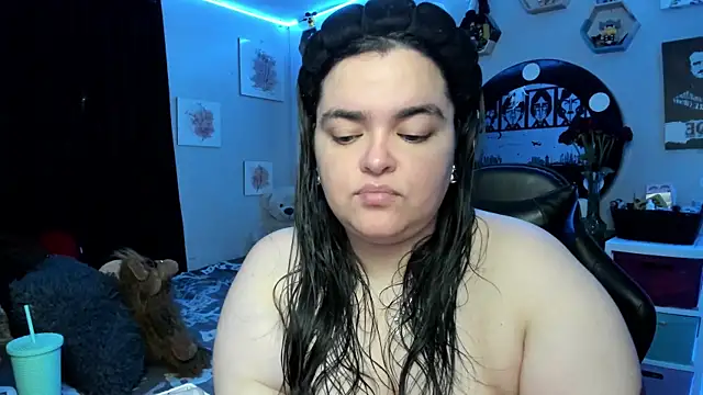 Snapshot of Luise_Meyrink chatting on October 15, 2:47 am Luise Meyrink online show from October 15, 2:47 am