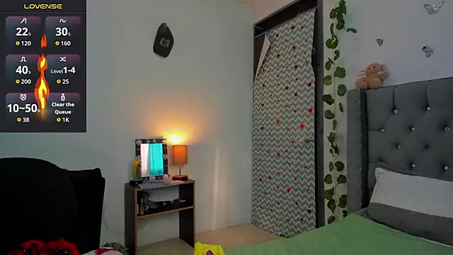 Sara-Murray online show from October 31, 8:57 pm