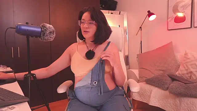 Anah s online show from January 7, 12:03 am