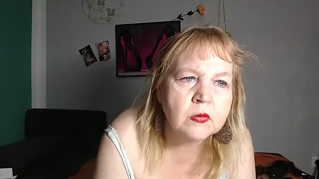 Blasflittchen online show from January 16, 8:16 pm