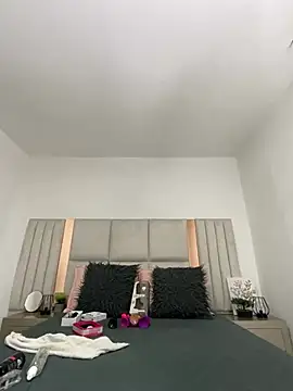 Breisy bigboobs online show from April 15, 7:14 pm