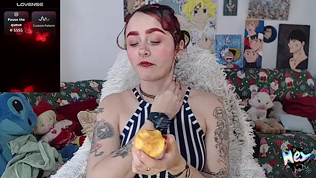 kitty22  online show from February 25, 2:15 pm