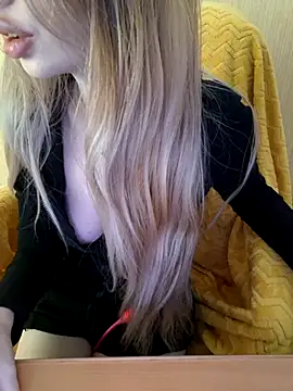 Elza kom online show from March 25, 5:00 am