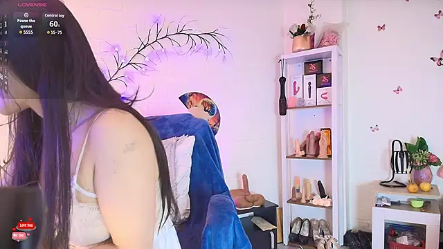 Rapunzeell  online show from September 23, 4:16 pm