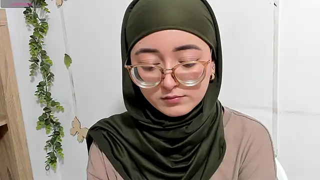 aysel elid online show from June 20, 10:24 pm