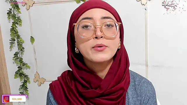 aysel elid online show from June 23, 9:35 pm