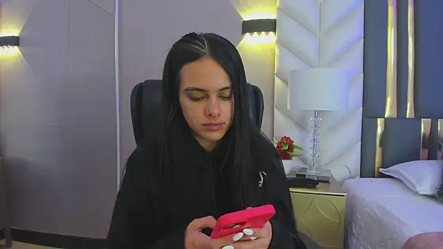 ChloeHarper  online show from February 16, 12:05 pm