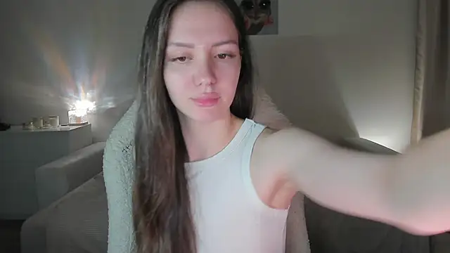 Snapshot of Sonia_moon_ chatting on October 4, 2:28 am Sonia moon online show from October 4, 2:28 am