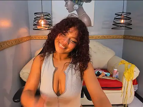 Naomi Tylers online show from November 20, 12:22 am