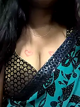 Shreya727 online show from July 12, 7:25 pm