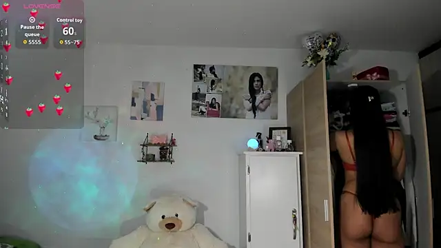 VeronikaOlsen online show from September 28, 4:45 pm