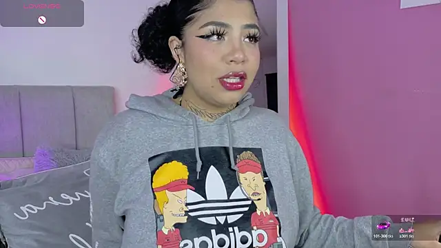 foxxy-lov3 online show from November 17, 12:28 pm