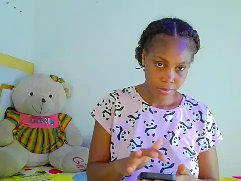 DayanaWood online show from October 17, 4:10 pm