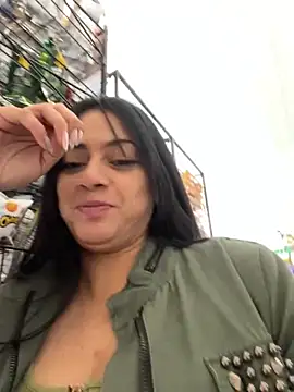 Snapshot of Juana19 chatting on September 25, 3:22 pm Juana19 online show from September 25, 3:22 pm