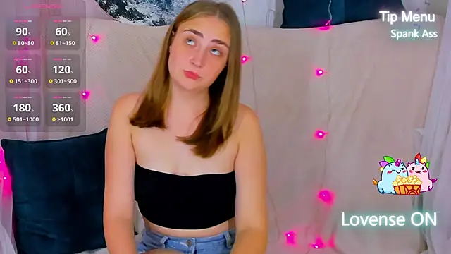 MilliStrii online show from September 12, 1:39 am