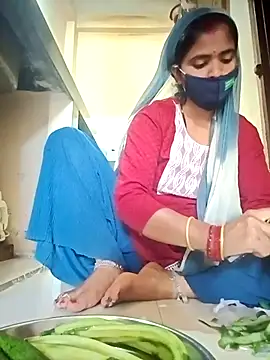 Mamta Chaterjee online show from October 2, 3:33 am