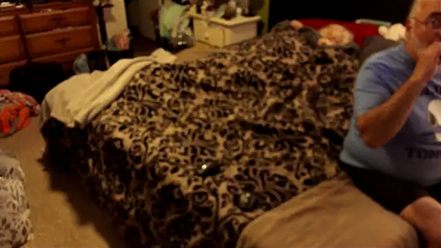 BigDaddyandSweetMama online show from December 3, 3:31 am