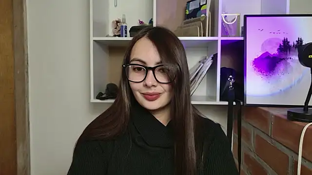 lalawhitte online show from June 17, 1:51 am