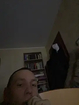 babywanders online show from February 12, 3:03 pm