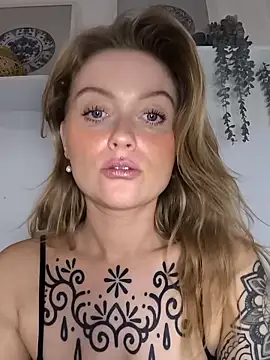 Goldloeckchen159 online show from September 12, 7:21 pm