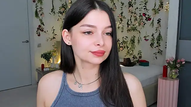 ContinentOfTranquility online show from March 18, 1:10 am