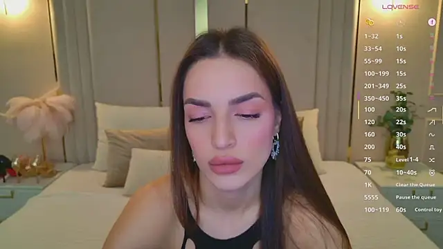 BellaHalles online show from February 5, 5:54 am