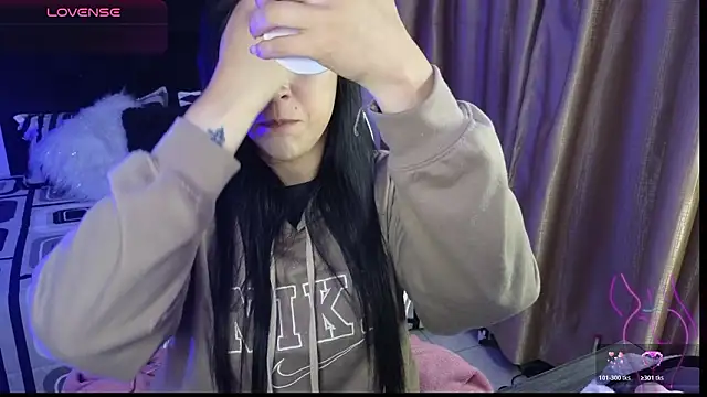 Majuu   online show from February 11, 11:55 am