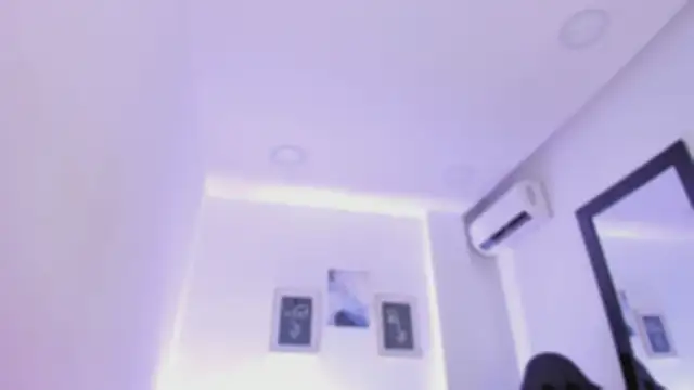 Snapshot of emelie_89 chatting on September 22, 12:36 pm emelie 89 online show from September 22, 12:36 pm