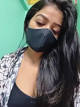 Monalisa Singh online show from July 22, 5:25 pm